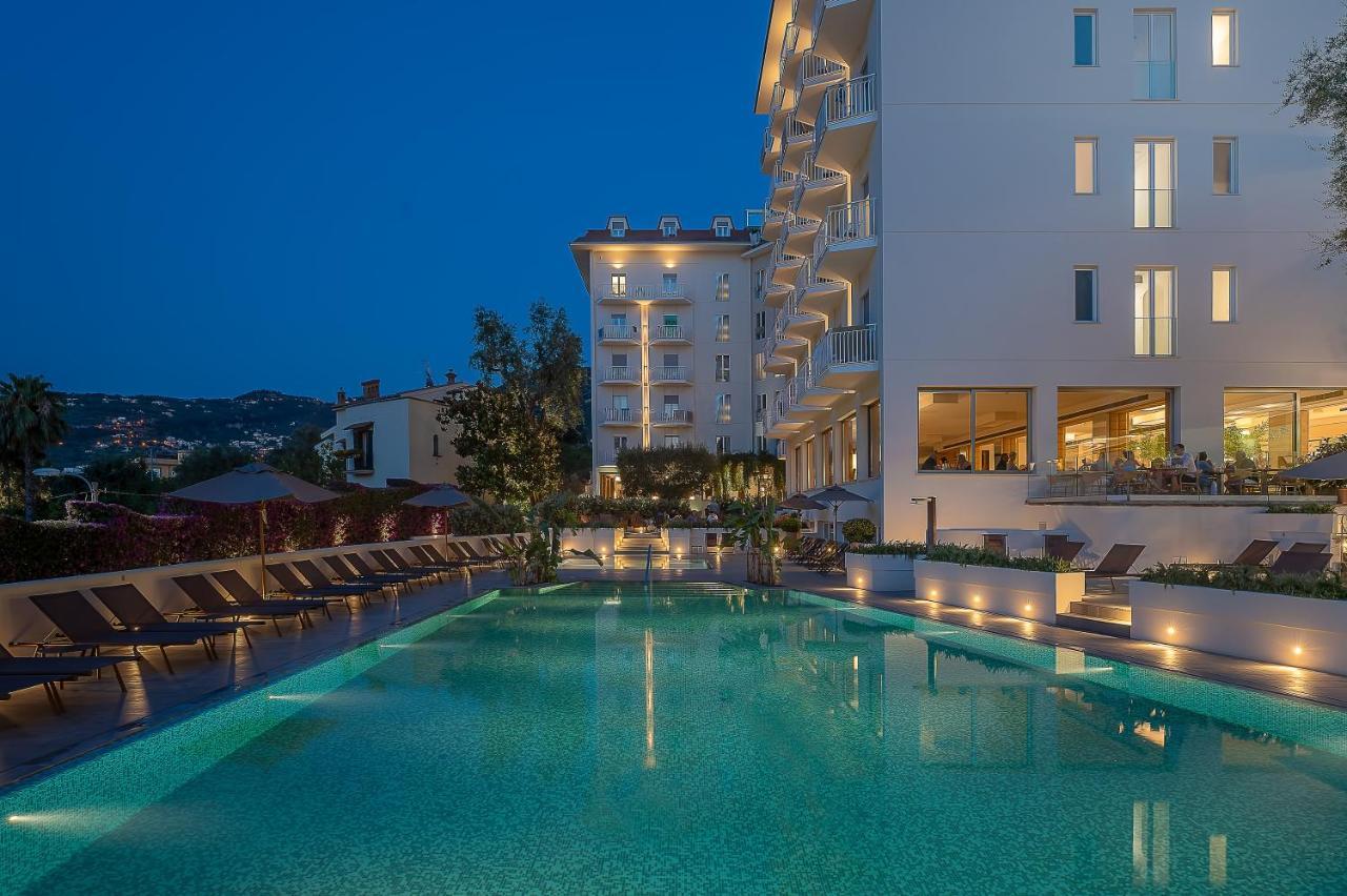 Hotel Conca Park ซอร์เรนโต ภายนอก รูปภาพ